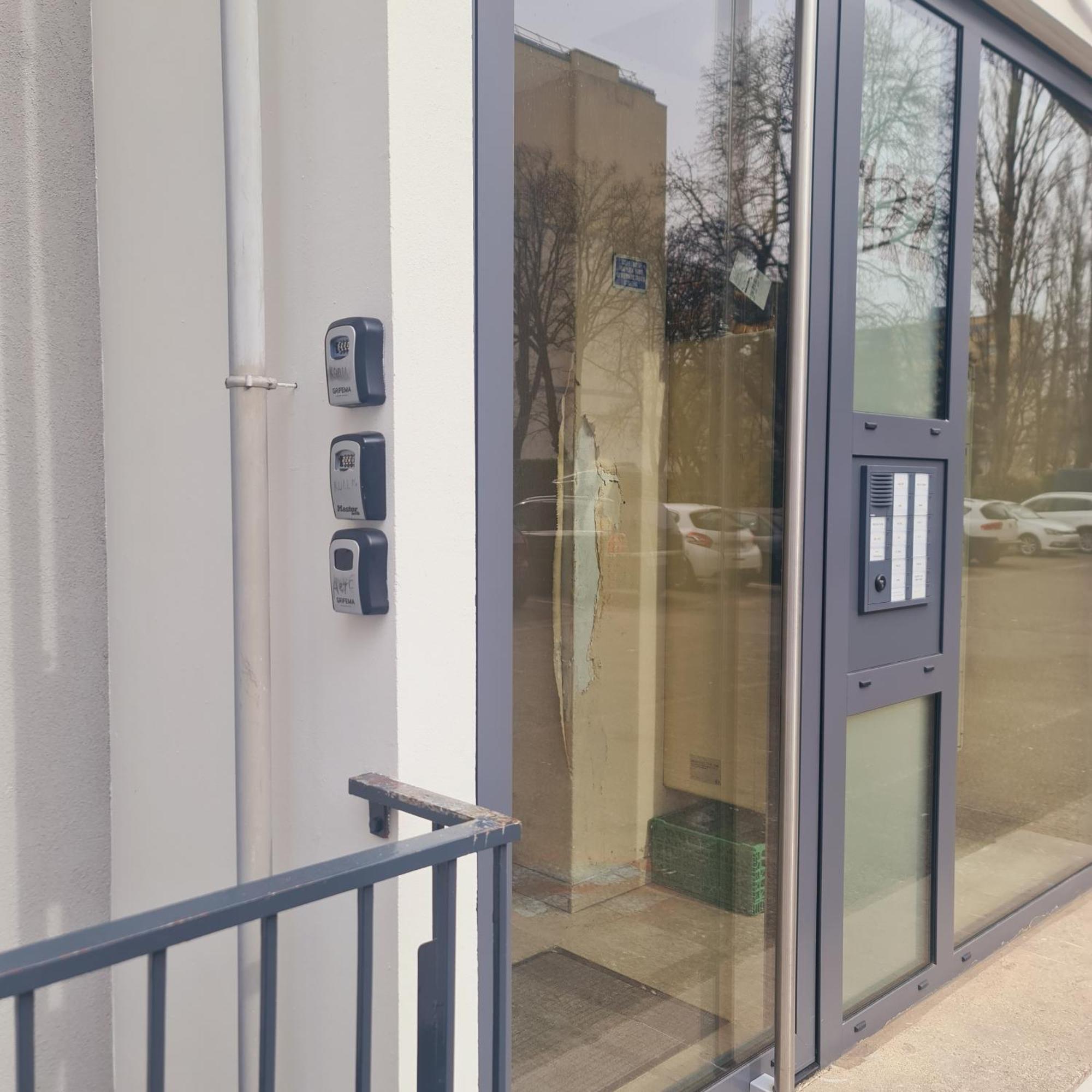 Studio Kaan Avec Terasse 5Mn Basel Airport Saint-Louis  Exteriör bild